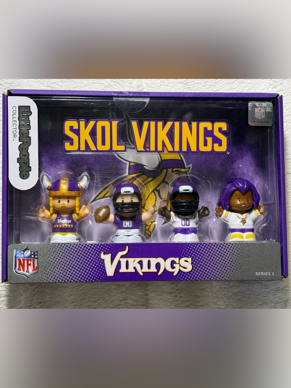 NIB Little People Collectors Minnesota Vikings Set of 4 Series 1